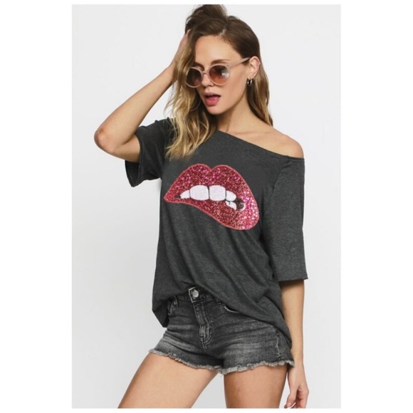 Tops - Sequin lips gray off the shoulder top / t-shirt medium large